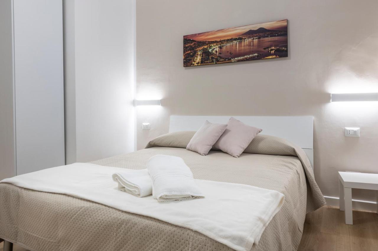 Couette-café Adastra Naples